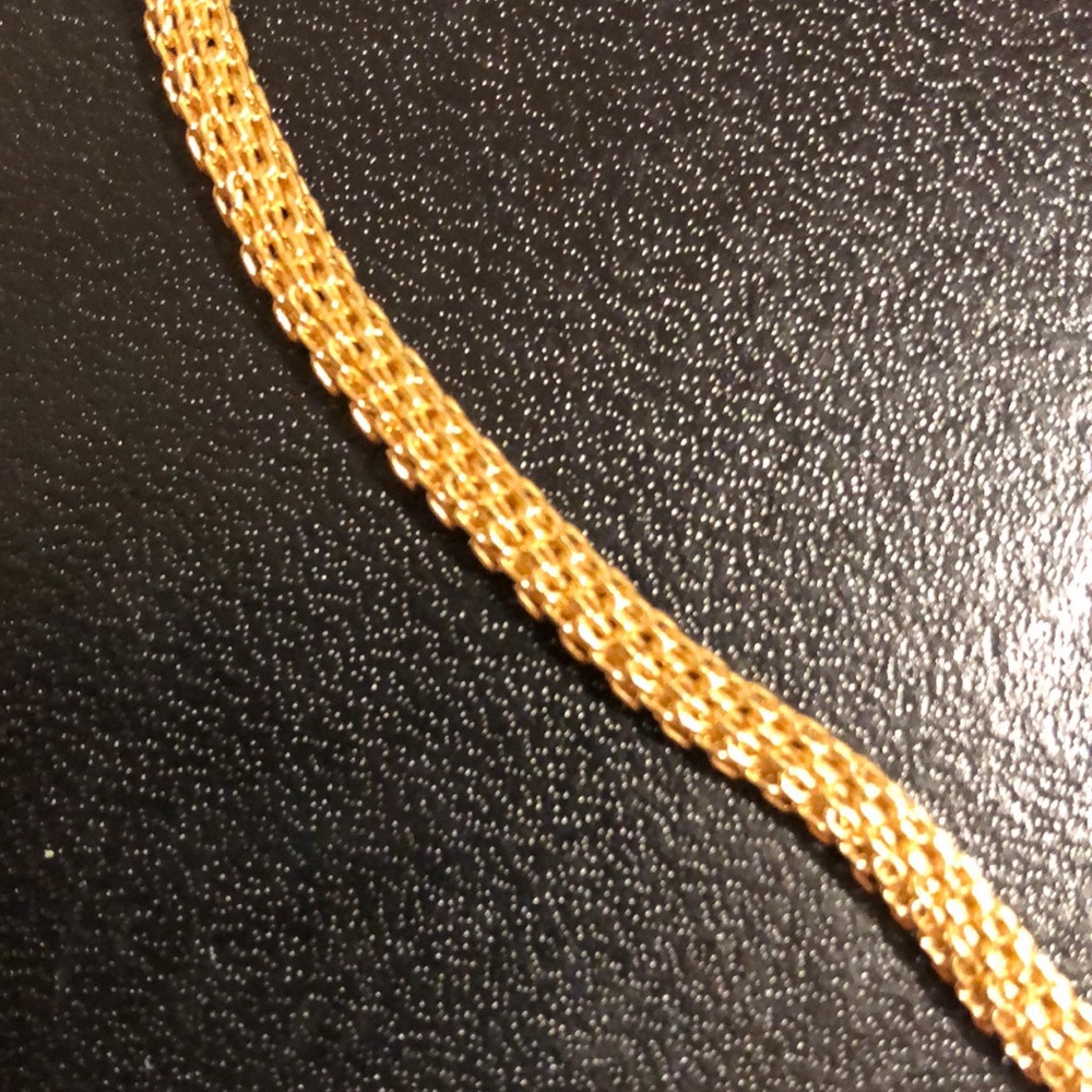 Beautiful Gold Mesh Necklace